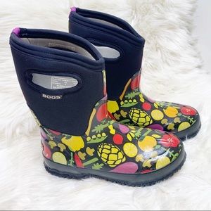Bogs Waterproof Boots Rare Garden print Size 6